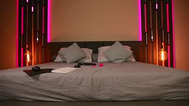 oliviabennett2022's cam snapshot