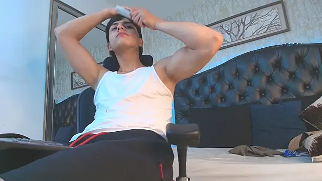 Lander_Cruz live sex cam