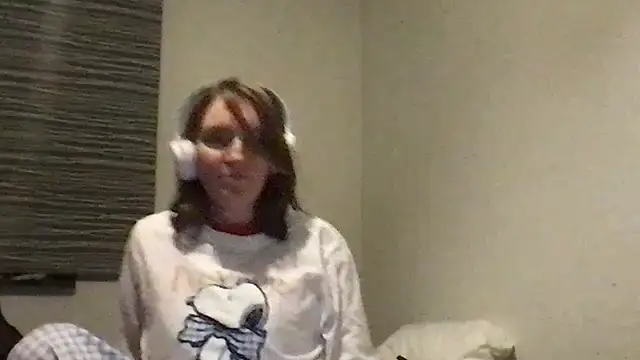 Kittymarlene's cam snapshot