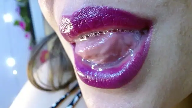 miss_evoleth2 live sex cam