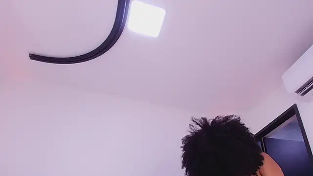 naia_blessed live sex cam