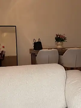 SophiiaStarr live sex cam