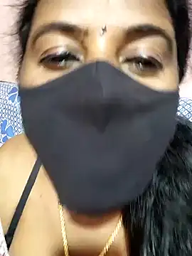 siri_tamiltelugu's cam snapshot