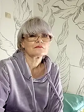 Catty_Lady's cam snapshot