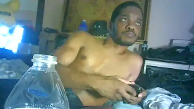 ON3YOULLN3VER_FIR3's cam snapshot