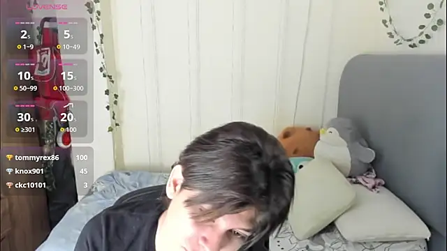 Felix_kitty's cam snapshot