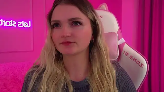 AnnyRaii's cam snapshot