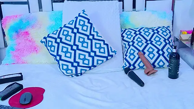 AlliciaKim's cam snapshot