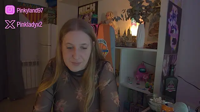 Pinkyladyxxx's cam snapshot