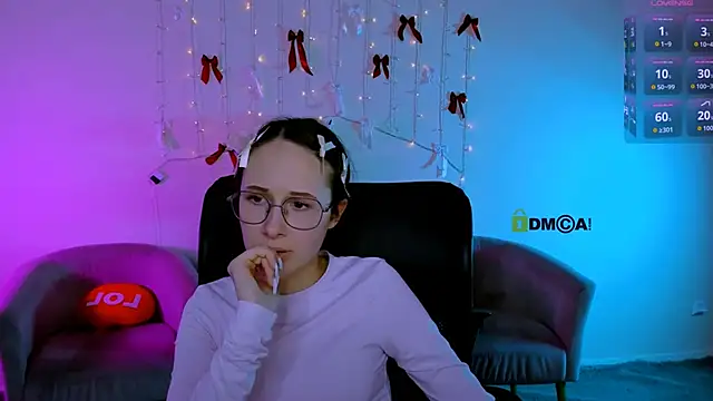 nikole_kitt live sex cam