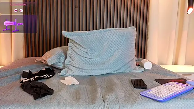 Ethan__Walker live sex cam