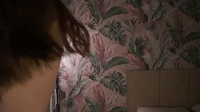 MarlinVarian live sex cam