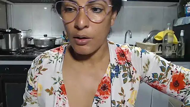 kateleyagrey's cam snapshot