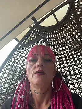 Karolaiin_LS's cam snapshot