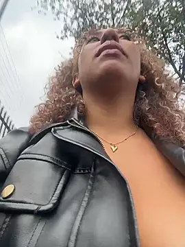 lauraltt's cam snapshot