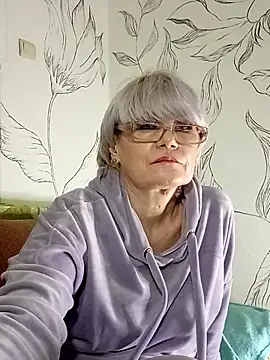 Catty_Lady's cam snapshot