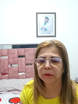 Amberknighte's cam snapshot