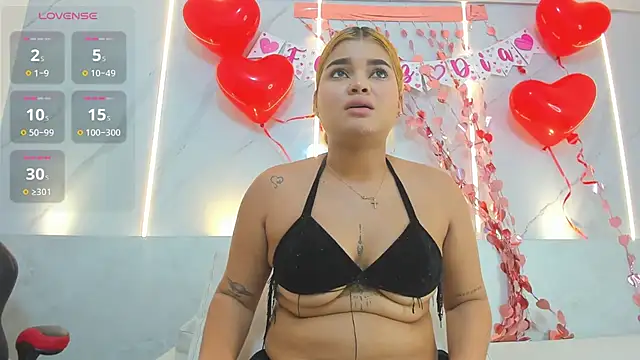 emi_savach's cam snapshot