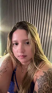 MiaPetit_ live sex cam