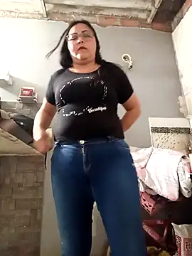 Dirty-Momm-Divorced-Hot's cam snapshot