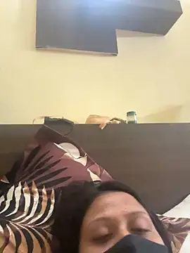 indianshycouple live sex cam