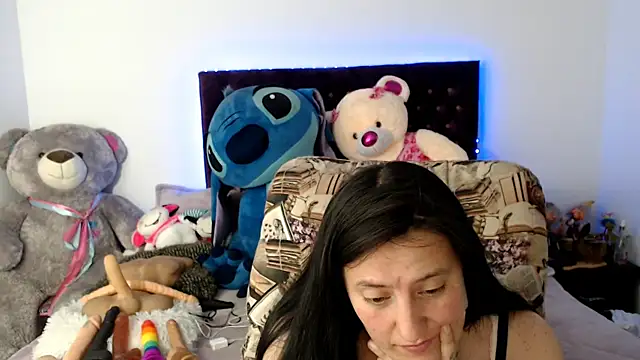 Lorenahot_06's cam snapshot