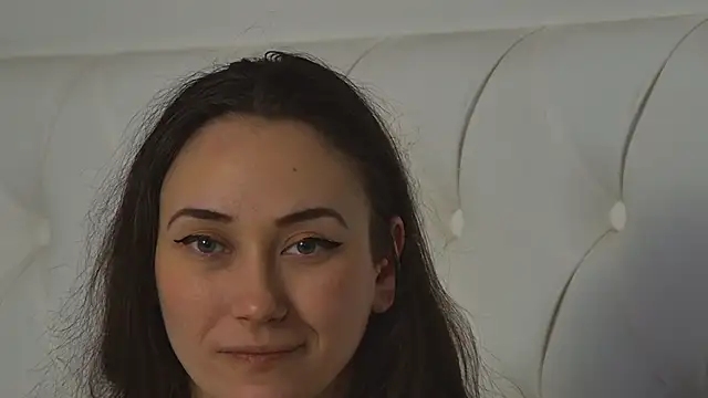 AliceMunro's cam snapshot