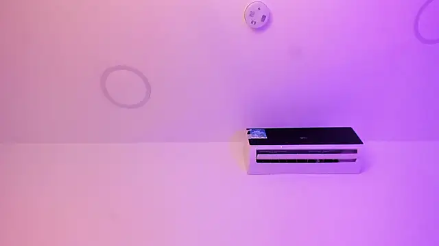 OliviaSweett's cam snapshot