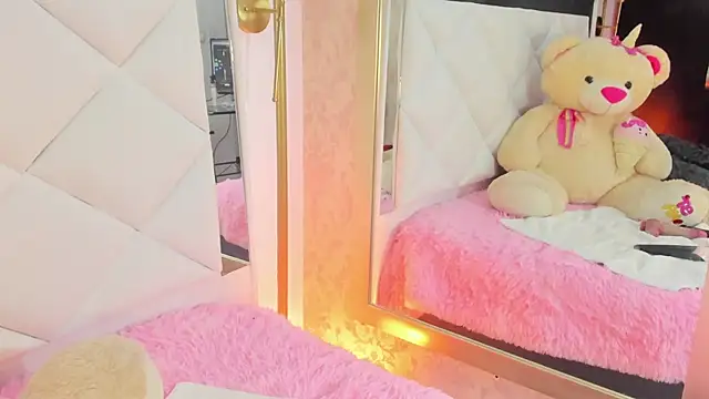 i_kristi's cam snapshot