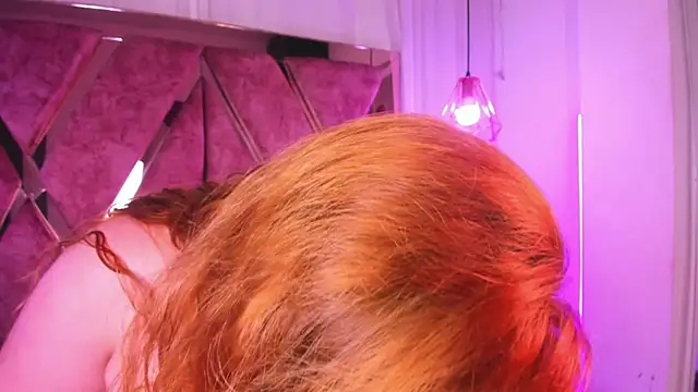 shantal_cooper_'s cam snapshot