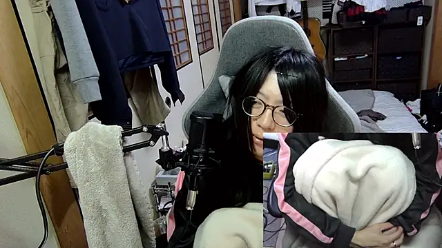 rina_nyanxxx live sex cam