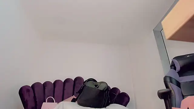 _Abby_white_ live sex cam