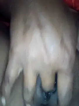 Sexy-Sony770's cam snapshot