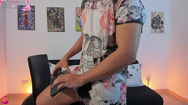 jonathanjoestar_'s cam snapshot