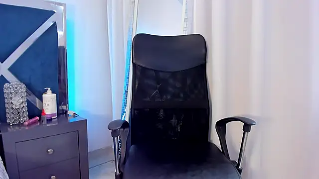 KenyaBrown's cam snapshot