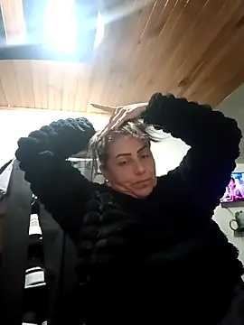 maynor_1998's cam snapshot