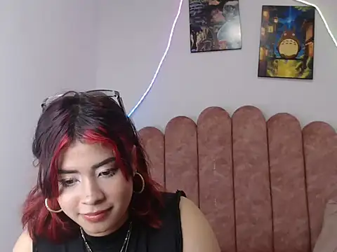 Raven_Goth8's cam snapshot