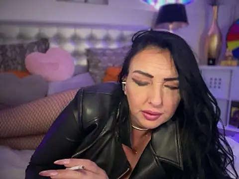 TiffanyRoxx live sex cam