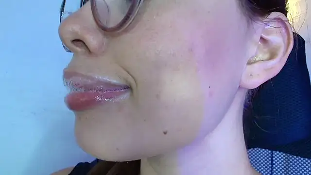 lisbet21x's cam snapshot