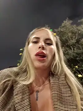 Cata_city1106's cam snapshot