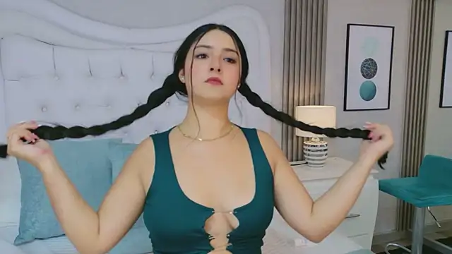 BellaFoox's cam snapshot