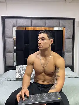 MR_MUSCLE live sex cam