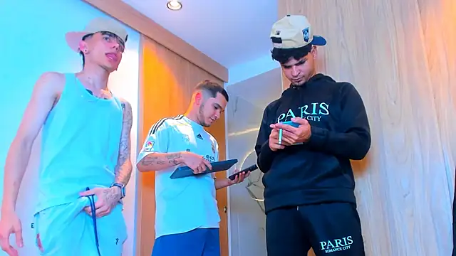 TheBatMansion live sex cam