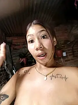 Rous-squir live sex cam