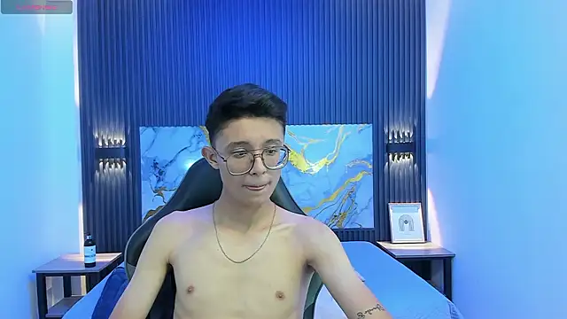 SantiagoRusso18 live sex cam