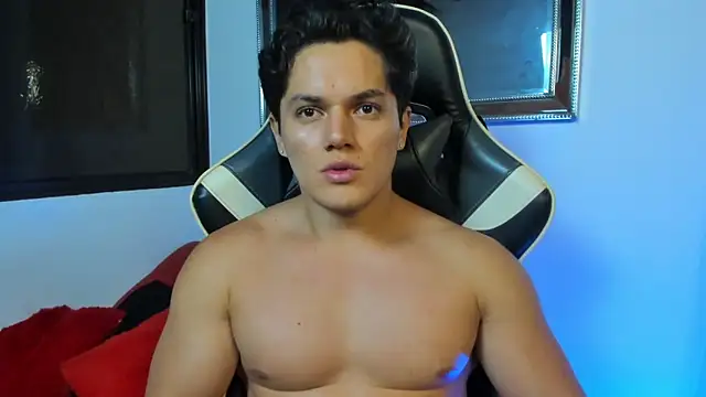 julian_wallace's cam snapshot