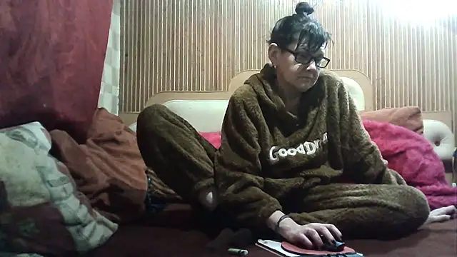 AlanaLaDream's cam snapshot