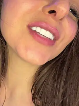 angel_eyees's cam snapshot