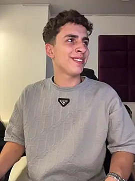 AdrianRinaldi live sex cam