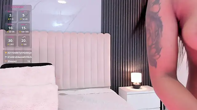 Madiee_Rhea's cam snapshot